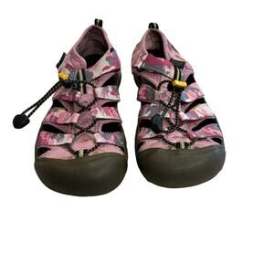 Keen Youth Size 5 Newport H2 Pink Gray Camo Camouflage Washable‎ Water Sandals